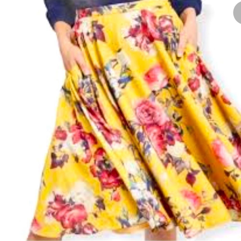 ModCloth ikebana floral‎ skirt small